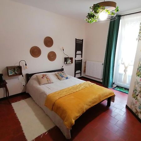 Chambres D'Hotes - Un Refuge A Cachen Dış mekan fotoğraf